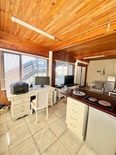 To Let 4 Bedroom Property for Rent in Outeniqua Strand Western Cape